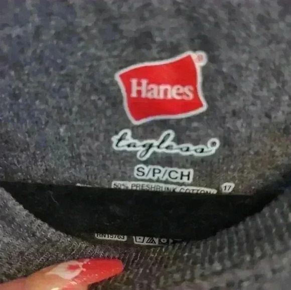 Hanes taggless - Picture 2 of 3
